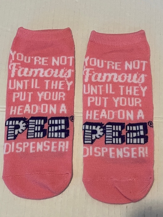 PEZ Accessories - Pez Pink Ankle Socks - Fun Novelty Women’s Pair